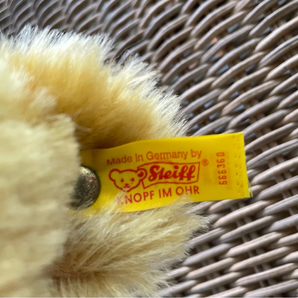 Steiff Golden Teddy Bear - Picture 7 of 8
